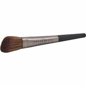 Urban Decay By Urban Decay Ud Pro Diffusing Blush Brush (f107) --- For Women